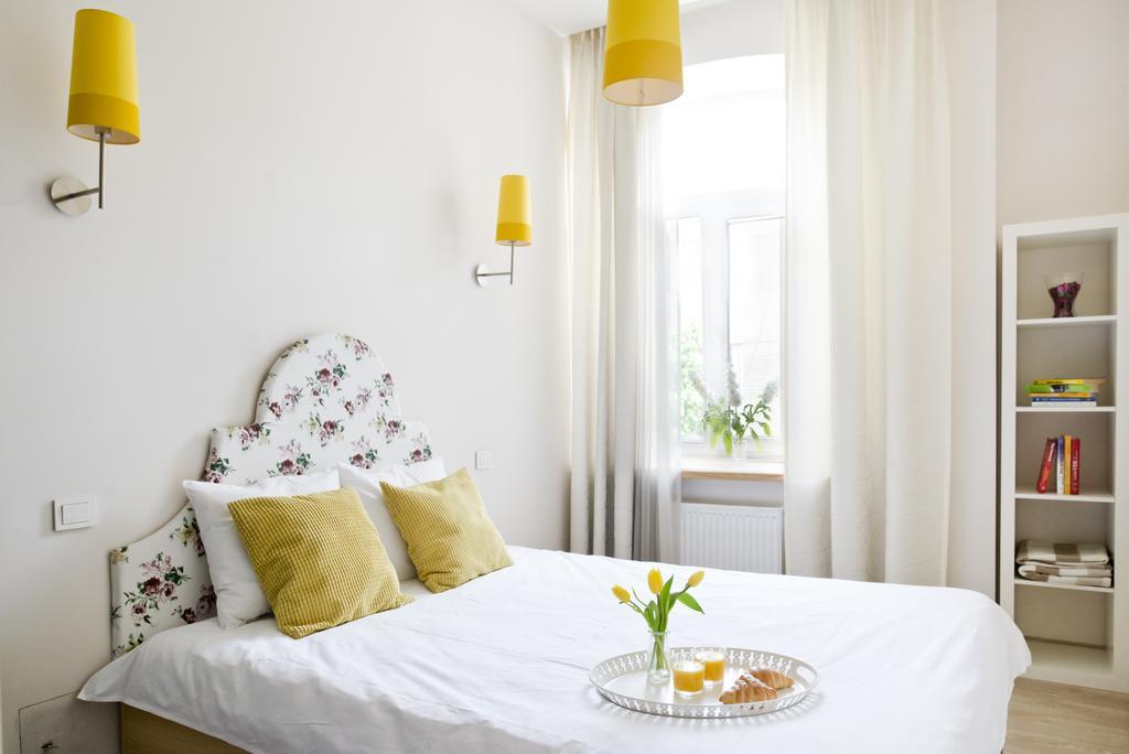 Bright Apartment In Old Town By Urban Rent 维尔纽斯 外观 照片